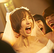 篠田麻里子 (C)2015「リアル鬼ごっこ」学級委員会