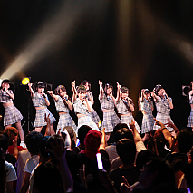 「Stand-Up! Hearts一周年記念ライブ」の様子