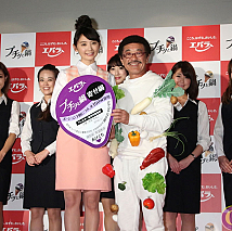 「エバラ プチッと鍋」PRイベントより