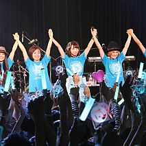 飯田里穂ソロライブより