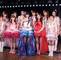 「2期生10周年記念特別公演」記者会見より