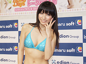 7thDVD『Honey Days』（ラインコミュニケーションズ）。8枚目のDVD発売も決定している。