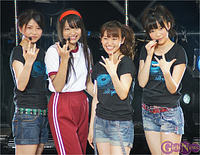 Not yet 左から 横山由依・北原里英・大島優子・指原莉乃