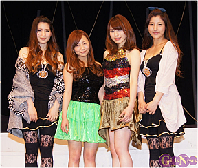 左から栗原菊乃・橋本愛奈・諸塚香奈実・渡辺万美