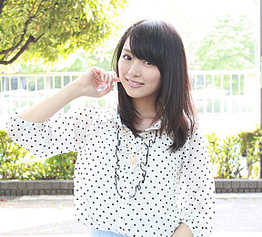 内田理央 (C) レプロエンタテインメント