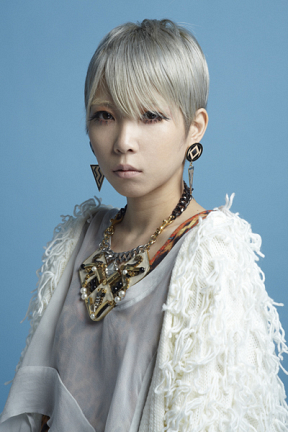 DJ KYOKO (C) ポニーキャニオン