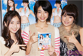 左から綾乃美花・秋月三佳・衛藤美彩