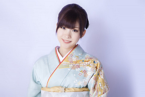 岩佐美咲 (C) 徳間ジャパンコミュニケーションズ