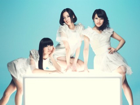 Perfume (C) アミューズ