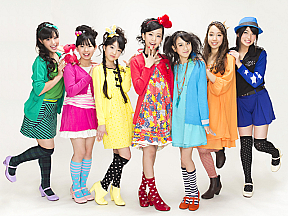 東北発信源ユニット SPLASH 左から Ami・Maki・Kirara・Moka・Kotomi・Sabina・Sayaka