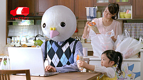 TOYOTA 新型「ポルテ」新CM場面カット