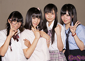 ほわいと☆milk 左から月宮かれん・結城める・黒瀬サラ・佐藤七彩