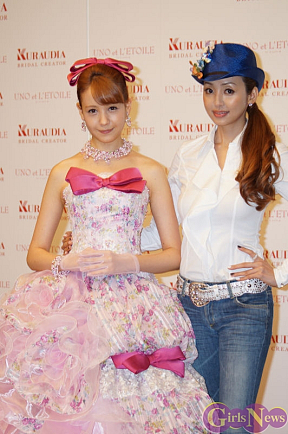 トリンドル玲奈(左)・神田うの(右)