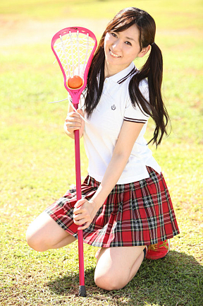 中村葵 (C) MONDO TV