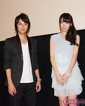 清水一希（左）・松井咲子