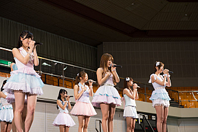 AKB48 (C) AKS