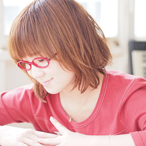 奥華子 ベストアルバム「奥華子BEST -My Letters-」アー写 (C) PONY CANYON