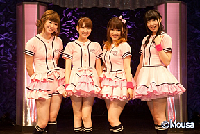 左から田名部生来・中田ちさと・内田眞由美・仲谷明香