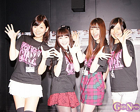 左から階戸瑠李・斉藤雅子・船岡咲・桜衣かれん