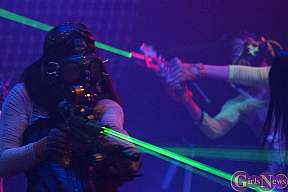 スチームガールズ