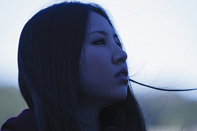 阿部真央 アー写