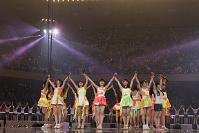 AKB48グループ臨時総会~白黒つけようじゃないか!~ (C)AKS