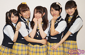 アイドルカレッジ 左から海老原優花・宮城乃奈実・齋藤綺咲・床爪さくら・重本未紗