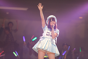 「AKB48グループ研究生コンサート～推しメン早い者勝ち～」より (C)AKS