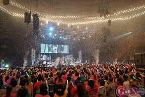 ℃-ute 武道館コンサート2013『Queen of J-POP～たどり着いた女戦士～』より