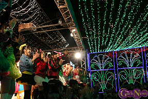 AeLL. 小桃音まい 純情！トロピカル丸 など16組のアイドルが としまえんイルミネーション点灯式に大集合！