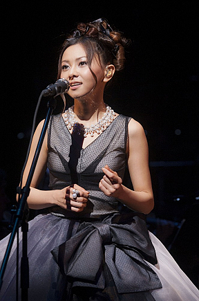 『倉木麻衣 Symphonic Live -Opus 2-』より