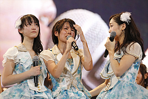 SKE党決起集会。『箱で推せ!』公演2日目より (C)AKS