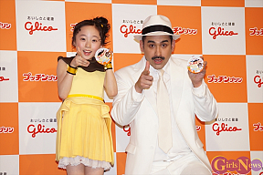 本田望結(左)・デニス植野(右)