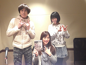 左から志倉千代丸、杉本有美、桃井はるこ