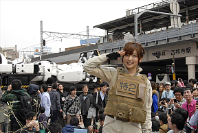 真野恵里菜さん