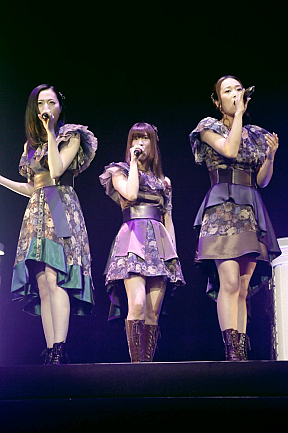 『Kalafina Special LIVE in Hong Kong 2014』より
