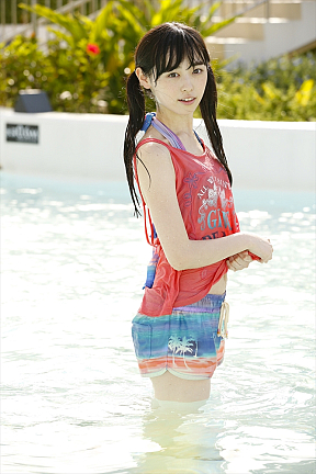 福原遥ファースト写真集『はるか』より (C)学研教育出版