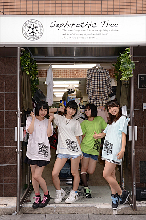 セフィロティック・ツリー 9-Bit報道部オリジナルTシャツ発売記念イベントより