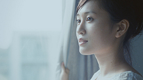 肌研「極潤®ヒアルロン液」新TV-CM「前田敦子 うるおいは心にも届く」篇より