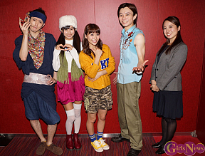 左から五十嵐啓輔・金澤有希(GEM)・宮﨑理奈(SUPER☆GiRLS)・北村悠(EMALF)・まつながひろこ