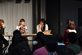 もえのあずき(左から2番目)