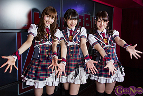 バクステ外神田一丁目 左から夏川澄華・広沢麻衣・花里飛鳥