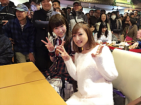 もえのあずき(左)