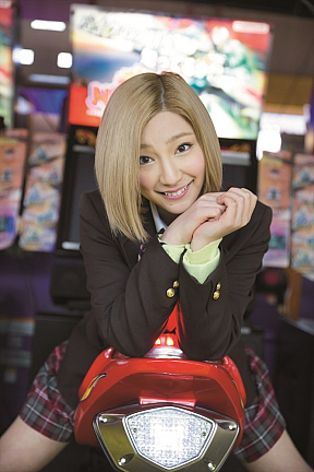 Cheeky Parade 鈴木真梨耶