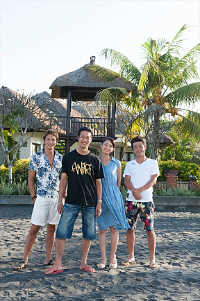 映画「神様はバリにいる」より (C) 2014「神様はバリにいる」フィルムパートナーズ