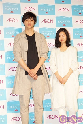 東出昌大(左)・忽那汐里(右)