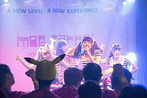 Clap!Clap!『AKIHABARA IDOL TRIBE Vol.1』の様子