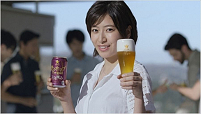 南沢奈央出演『麦とホップ The gold ゼッタイもらえるCP 実施中篇』より