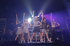 ベイビーレイズJAPAN SUMMER LIVE 2015 -IDOROCK 感謝汗激!三周年!汗フェス!-より