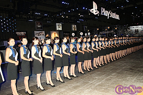 東京ゲームショウ2015を彩るコンパニオンたち